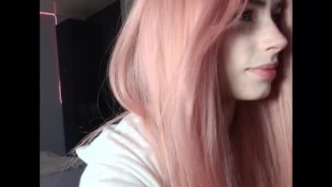 Snapshot of piera_ chatting on 03/08/26, 08:34 Piera online show from 03/08/26, 08:34