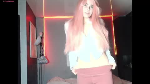 Snapshot of piera_ chatting on 03/24/26, 08:14 Piera online show from 03/24/26, 08:14