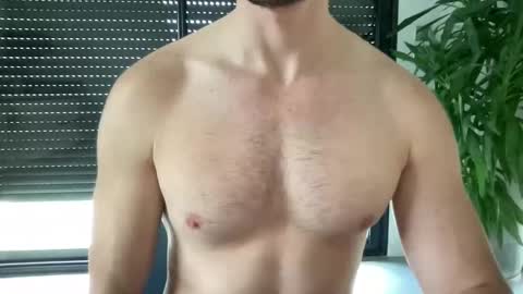 pierre81000 online show from 11/26/25, 11:33