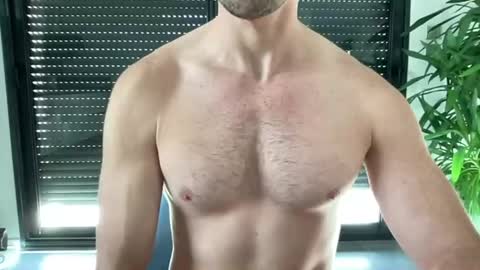 pierre81000 online show from 11/29/25, 01:36