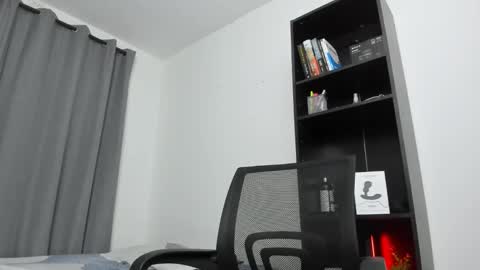 Pierre online show from 01/27/25, 11:43