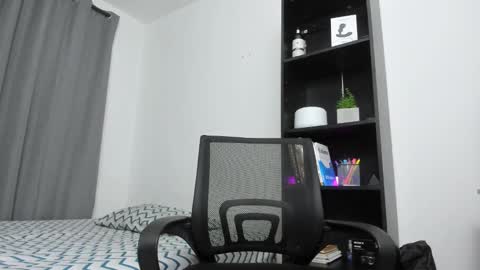 Pierre online show from 02/16/25, 12:41