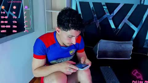 Snapshot of piggy_eddy chatting on 09/30/25, 03:55 Eddy Brock... Its a pleasure to talk to... online show from 09/30/25, 03:55