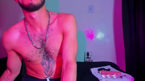 Snapshot of piggy_eddy chatting on 03/04/26, 02:50 Eddy Brock... Its a pleasure to talk to... online show from 03/04/26, 02:50