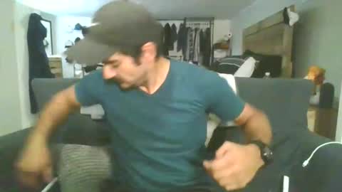 piggybottom299 online show from 11/16/25, 04:18