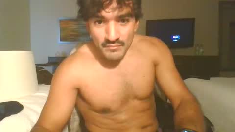 piggybottom299 online show from 12/16/25, 06:57