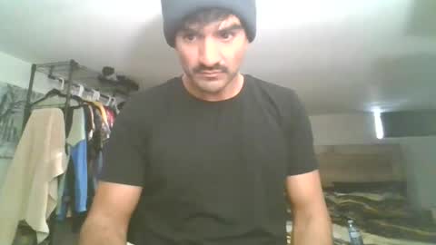 piggybottom299 online show from 12/17/25, 06:36