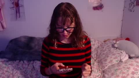 Snapshot of pikawiii chatting on 12/30/24, 07:00 ill be back on monday 18th of november online show from 12/30/24, 07:00