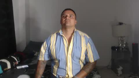 pikoro_gomez online show from 12/12/24, 02:37