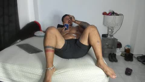 pikoro_gomez online show from 05/05/26, 12:40