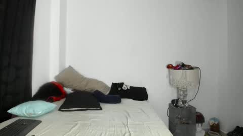 pikoro_gomez online show from 05/12/26, 01:36