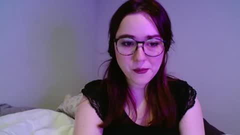 PilloGoddess online show from 11/15/25, 12:13