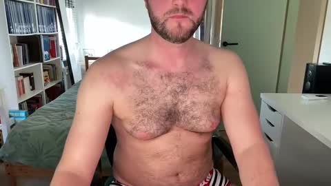 Snapshot of pilou7452 chatting on 03/04/26, 12:11 pilou online show from 03/04/26, 12:11