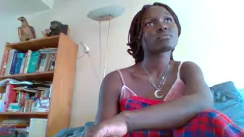 Snapshot of pinah1997 chatting on 07/14/26, 05:01 pinah1997 online show from 07/14/26, 05:01