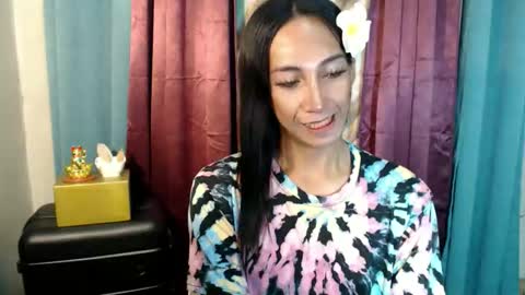lucyLove online show from 10/14/25, 02:12