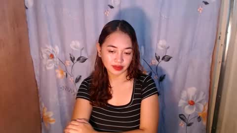 pinay_singlemomxs online show from 09/17/25, 04:36