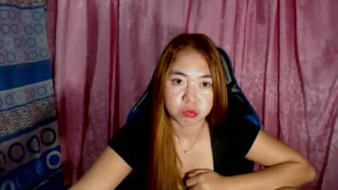 Snapshot of pinay_singlemomxs chatting on 05/30/26, 05:43 pinay_singlemomxs online show from 05/30/26, 05:43