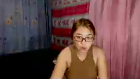 Snapshot of pinay_singlemomxs chatting on 06/23/26, 07:28 pinay_singlemomxs online show from 06/23/26, 07:28