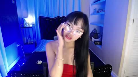 Snapshot of pinay_slutx chatting on 12/27/24, 09:39 dee online show from 12/27/24, 09:39