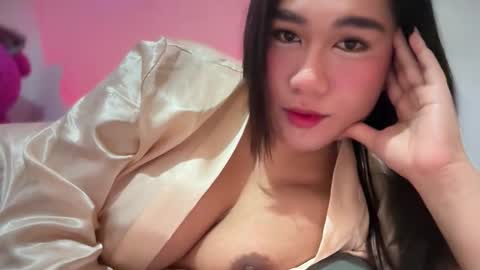 Snapshot of pinay_sofiexx chatting on 05/10/26, 08:19 sofielove online show from 05/10/26, 08:19