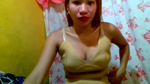 Snapshot of pinaybeauty_25 chatting on 01/26/25, 10:34 im jane online show from 01/26/25, 10:34