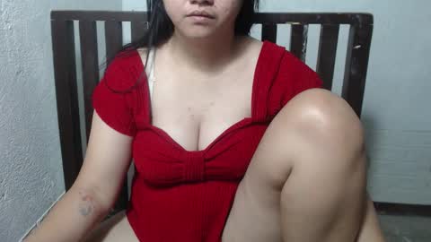 Snapshot of pinayhotcumbb chatting on 02/09/26, 06:06 mhae-mhae online show from 02/09/26, 06:06