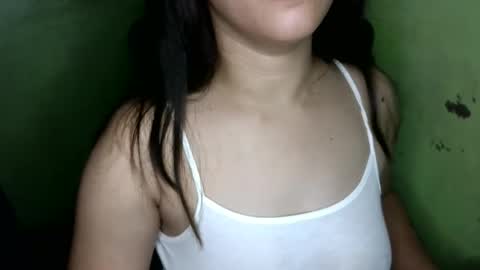 Snapshot of pinayhottie0028 chatting on 10/23/25, 11:03 PinayHottie online show from 10/23/25, 11:03