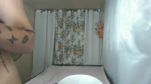 yumie  online show from 05/01/26, 12:32