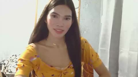 Snapshot of pinayjessaxxx chatting on 04/26/26, 02:15 pinayjessaxxx online show from 04/26/26, 02:15