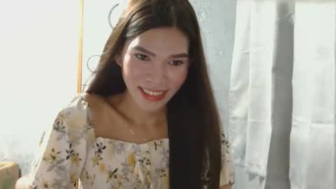 Snapshot of pinayjessaxxx chatting on 04/27/26, 10:02 pinayjessaxxx online show from 04/27/26, 10:02
