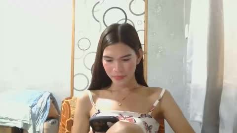 Snapshot of pinayjessaxxx chatting on 05/15/26, 05:25 pinayjessaxxx online show from 05/15/26, 05:25