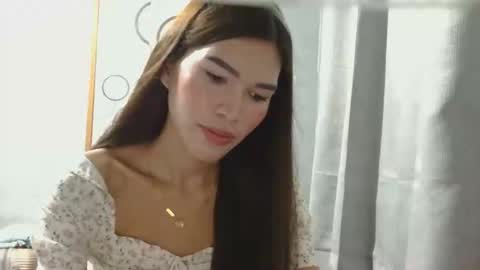 Snapshot of pinayjessaxxx chatting on 05/27/26, 10:45 pinayjessaxxx online show from 05/27/26, 10:45