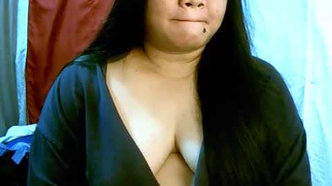 Snapshot of pinayjona chatting on 10/18/25, 12:39 pinayjona online show from 10/18/25, 12:39