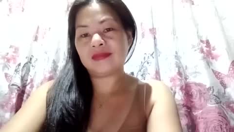 Snapshot of pinayladyxxx5 chatting on 03/26/26, 09:31 pinayladyxxx5 online show from 03/26/26, 09:31