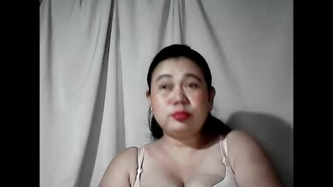 Snapshot of pinaymama12345 chatting on 03/21/26, 10:35 pinaymama12345 online show from 03/21/26, 10:35