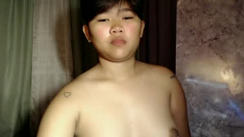 Snapshot of pinayprincesslyn chatting on 06/22/26, 08:39 Lyn the Lesbian online show from 06/22/26, 08:39