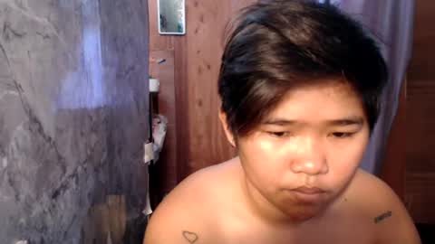 Snapshot of pinayprincesslyn chatting on 07/30/26, 03:16 Lyn the Lesbian online show from 07/30/26, 03:16