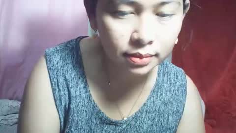 Snapshot of pinaysunday chatting on 01/12/26, 12:05 pinaysunday online show from 01/12/26, 12:05