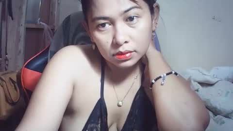 Snapshot of pinaysunday chatting on 02/05/26, 10:58 pinaysunday online show from 02/05/26, 10:58