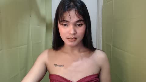 Snapshot of pinaysweatwetlover69 chatting on 05/01/26, 08:35 celistina Crwford online show from 05/01/26, 08:35