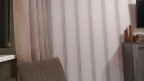       online show from 11/06/25, 05:47