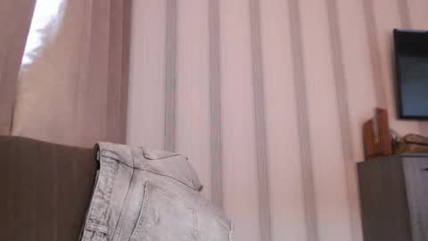       online show from 11/07/25, 06:35