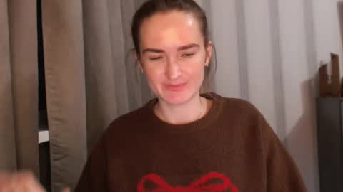       online show from 11/22/25, 08:08