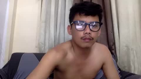 pingkoy0517 online show from 05/06/26, 11:48