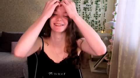 Stephanie online show from 03/16/26, 04:40