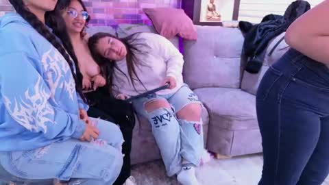 pink_as online show from 06/25/26, 08:57