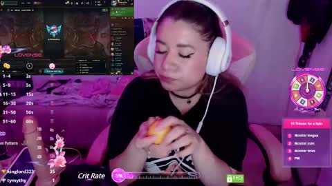 Snapshot of pink_girl0n chatting on 02/18/25, 04:26 Kitty online show from 02/18/25, 04:26