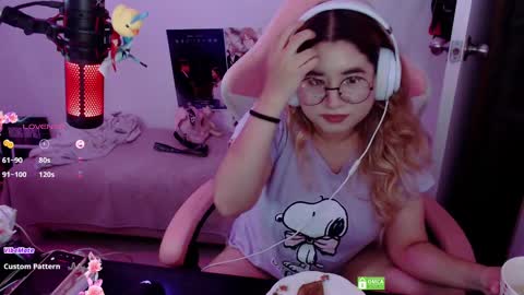 Snapshot of pink_girl0n chatting on 03/12/25, 05:46 Kitty online show from 03/12/25, 05:46