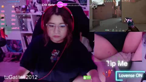 Snapshot of pink_girl0n chatting on 09/17/25, 06:53 Kitty online show from 09/17/25, 06:53