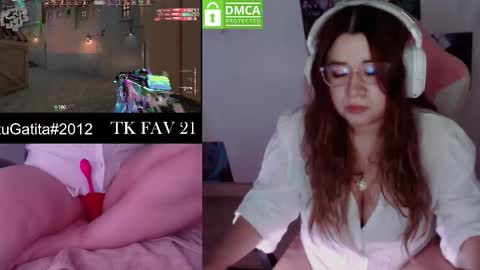 Snapshot of pink_girl0n chatting on 02/01/26, 11:47 Kitty online show from 02/01/26, 11:47